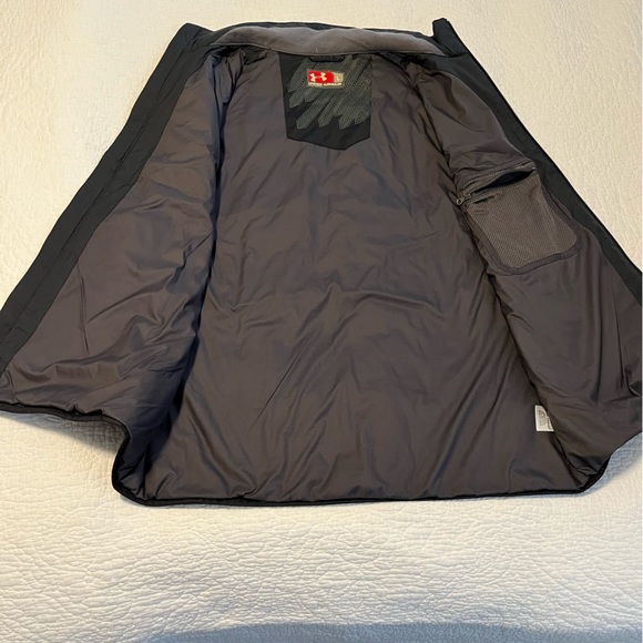 Under Armour vest - Picture 2 of 4